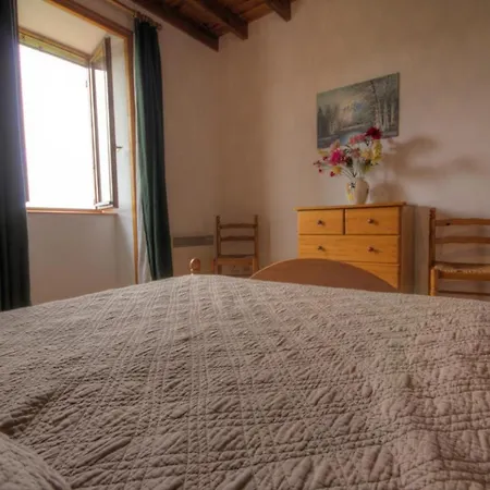 Campagnard Avec Poele, Jardin Clos Et Wifi - Fr-1-496-113 Holiday home