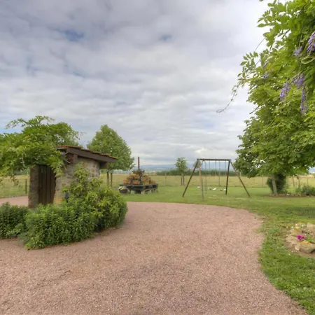 Holiday home Campagnard Avec Poele, Jardin Clos Et Wifi - Fr-1-496-113 Notre-Dame-de-Boisset